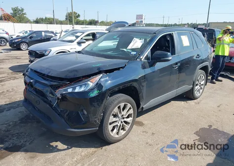 2019 Toyota Rav4 Xle Premium z USA, uszkodzony, nr VIN 2T3C1RFV0KW026324